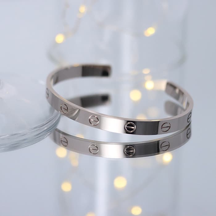 楽天市場】カルティエ ラブ オープンバングル ホワイトゴールド