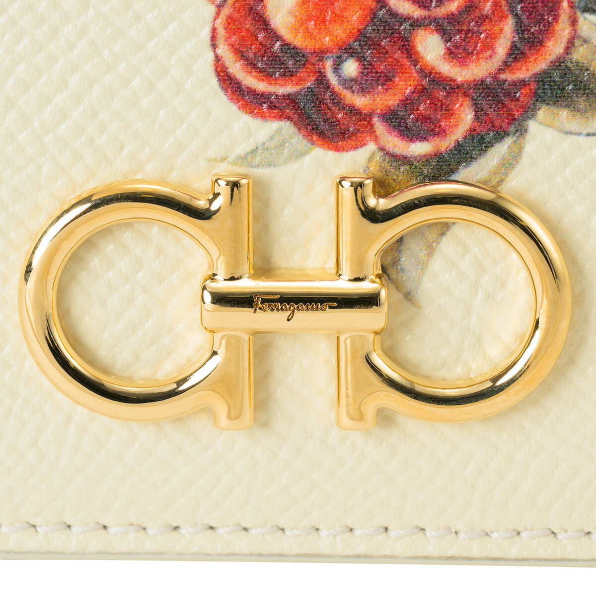 楽天市場】フェラガモ 2つ折り財布 FERRAGAMO ガンチーニ 22D780