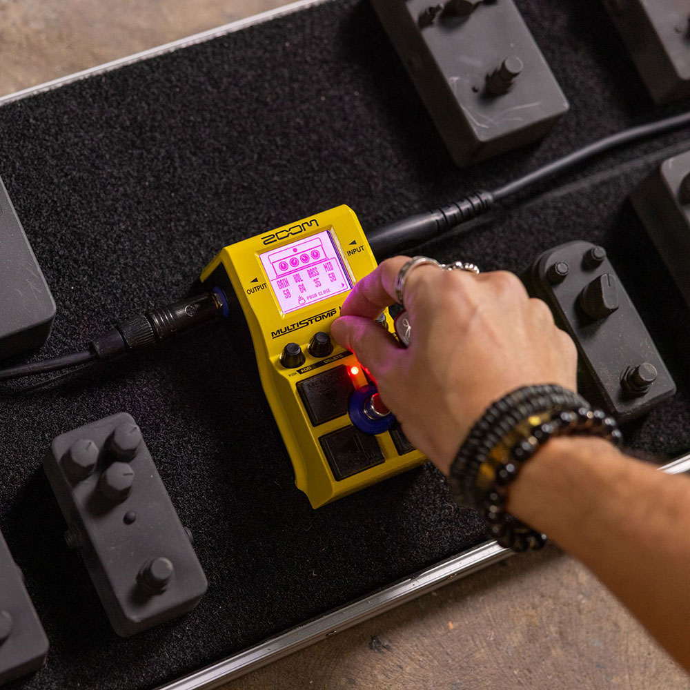 楽天市場】ZOOM ズーム MultiStomp MS-200D+ ギター マルチ