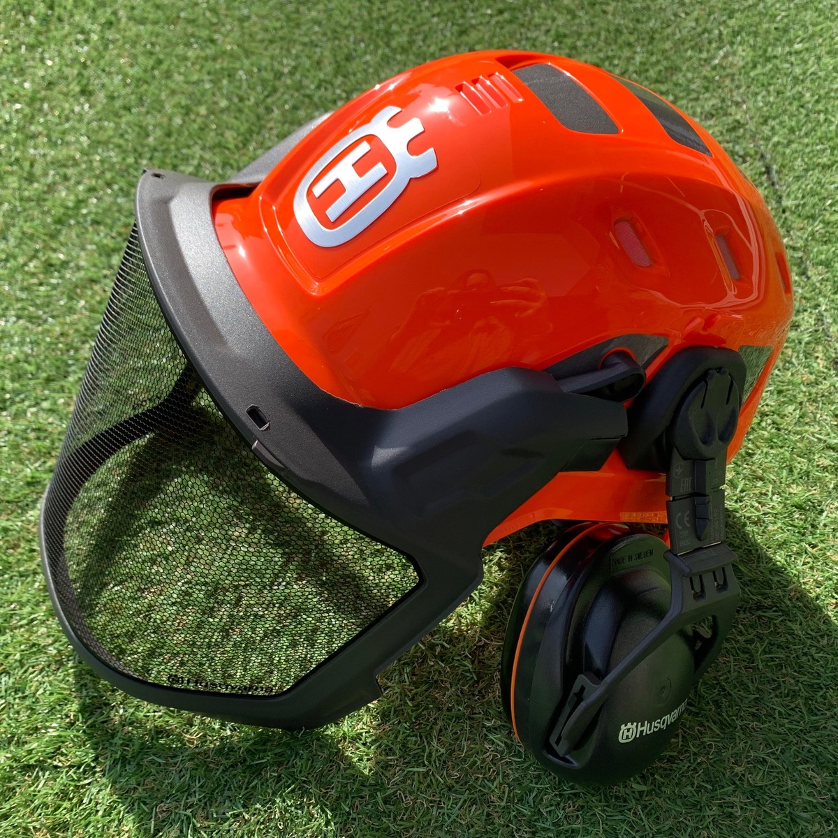 楽天市場】【ハスクバーナ正規販売店】ヘルメット テクニカル H300