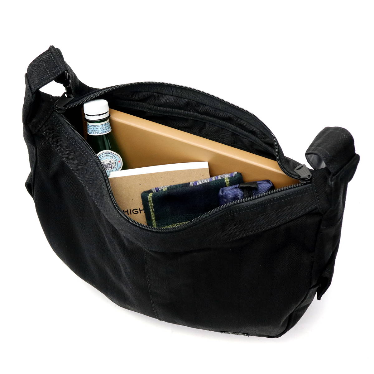 楽天市場】ポーター タンゴブラック ショルダーバッグ 638-07187 吉田