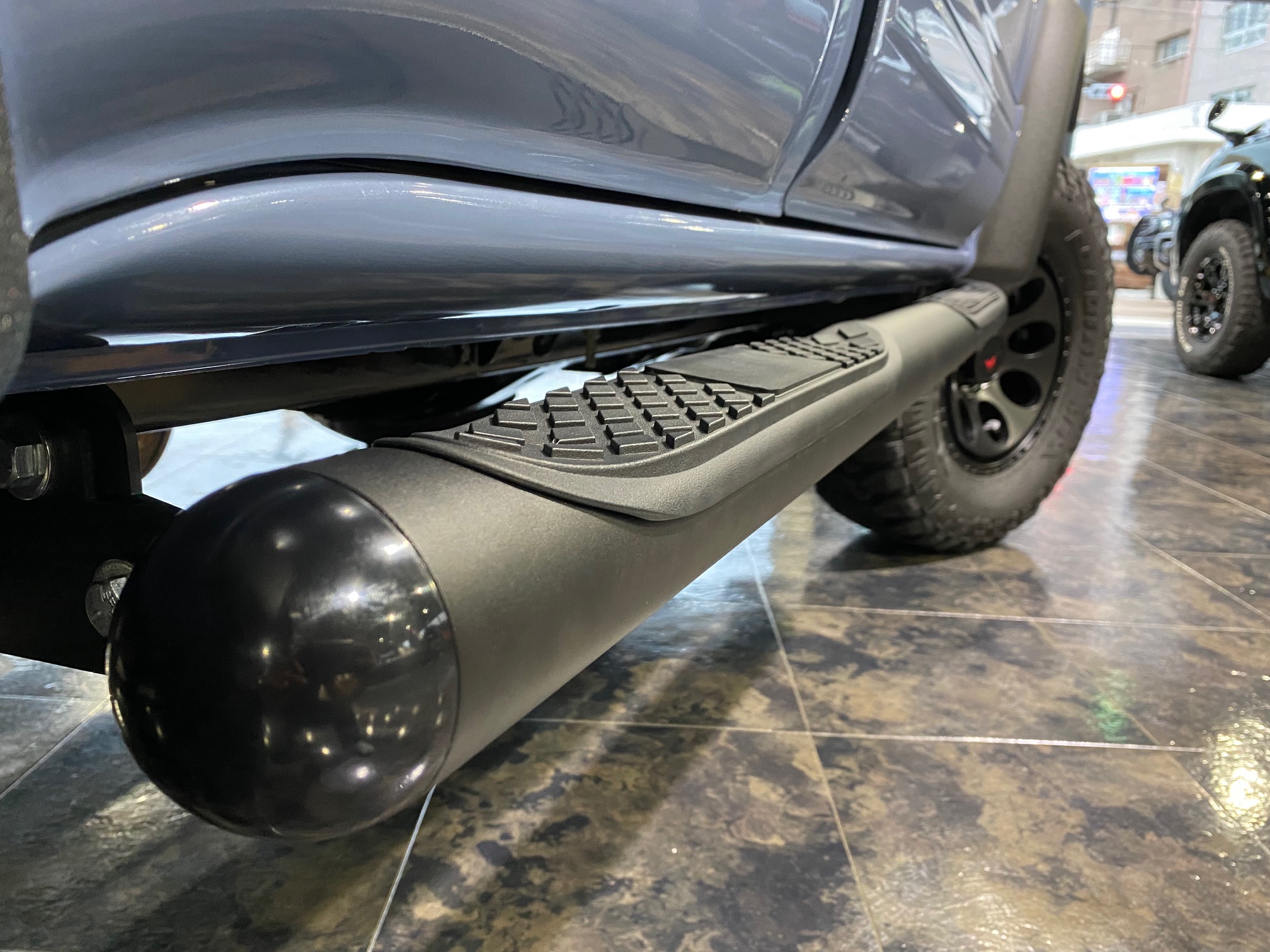 楽天市場】ハイラックスサーフ185専用 チューブステップ ブラック 左右