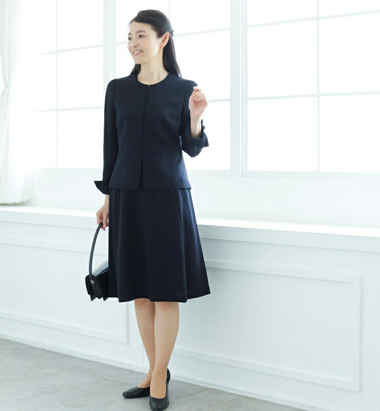 楽天市場】白襟 ウール100% ノーカラー スカートスーツ ノーカラー