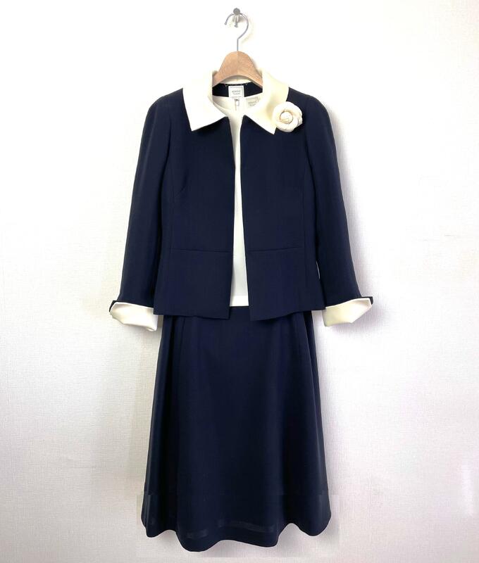 楽天市場】白襟 ウール100% ノーカラー スカートスーツ ノーカラー