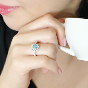 楽天市場】pt900 エメラルド ダイヤモンドリング 【送料無料】【刻印