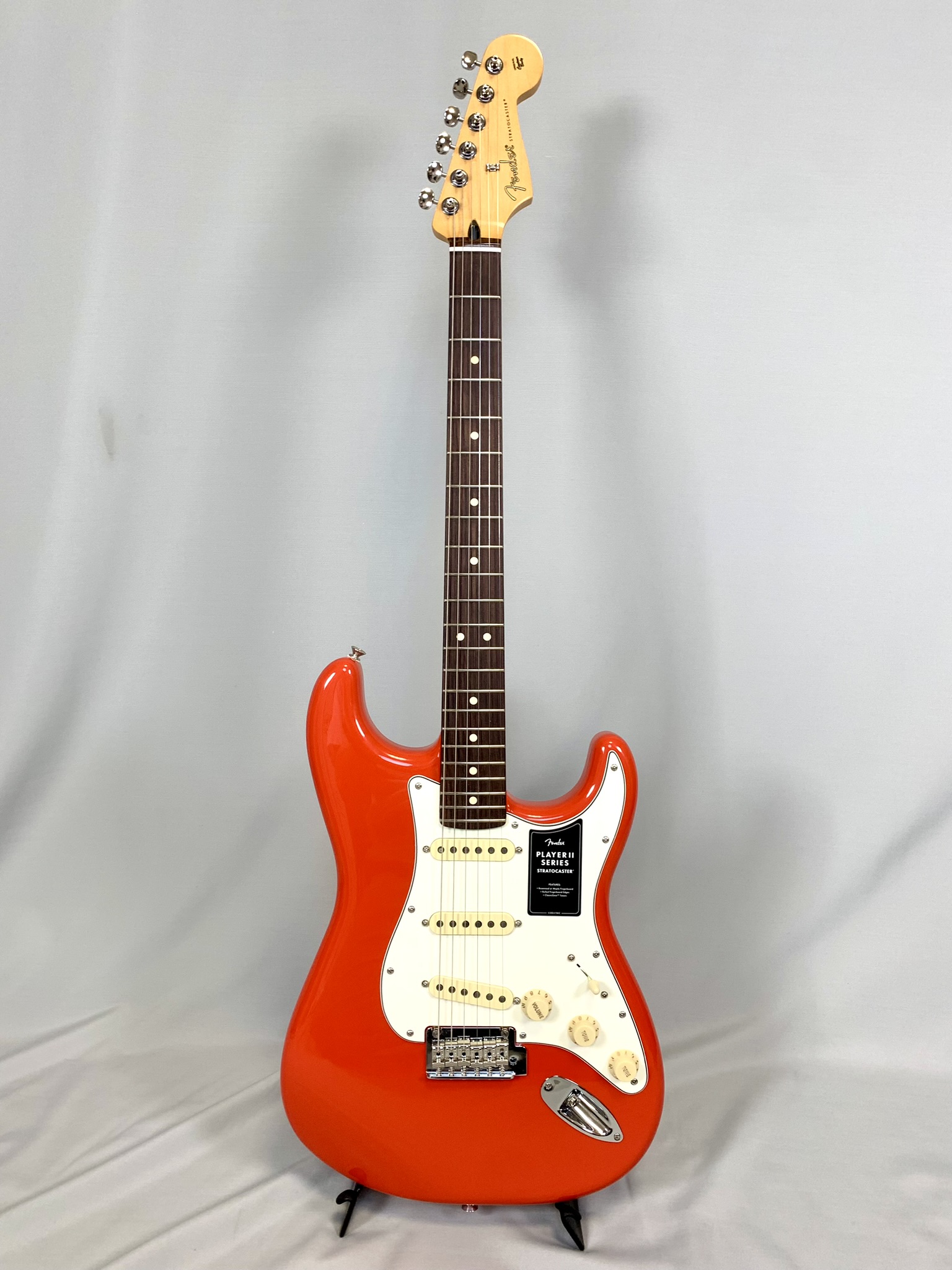 楽天市場】Fender Player II Stratocaster® Coral Red Rosewood