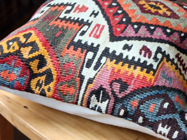 楽天市場】オールドキリム クッションカバー 40×40cm カルス・幾何学