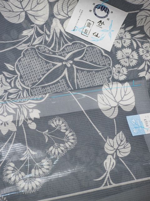 楽天市場】【再入荷】竺仙鑑製浴衣地 竺仙絹紅梅 朝顔に秋草 グレー