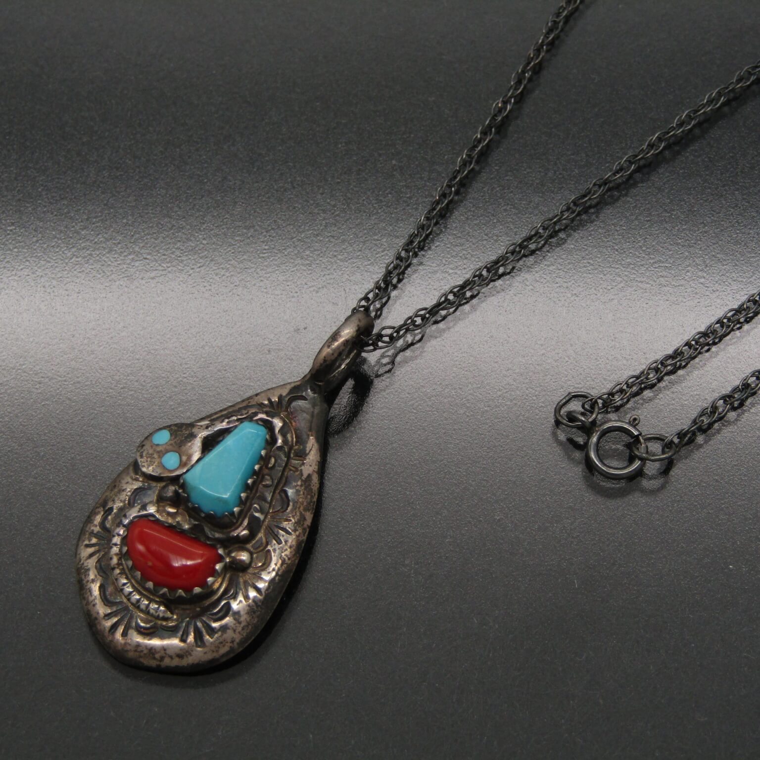 楽天市場】【中古】美品 Effie Calavaza ズニ族 ペンダント ターコイズ