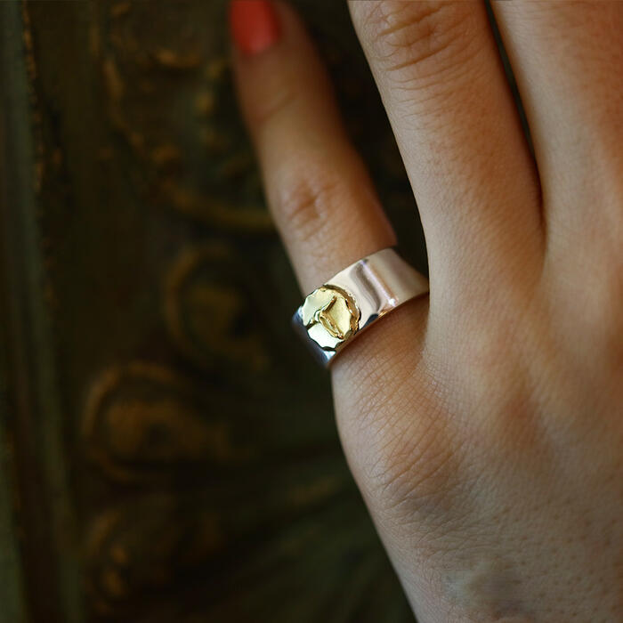 楽天市場】TADY&KING平打ちリングK18ロングホーン : TADY＆KING楽天市場店