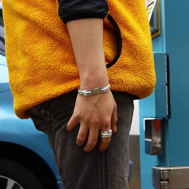 楽天市場】TADY&KING平打ちバングルK18イーグル&ダブルSフェザー