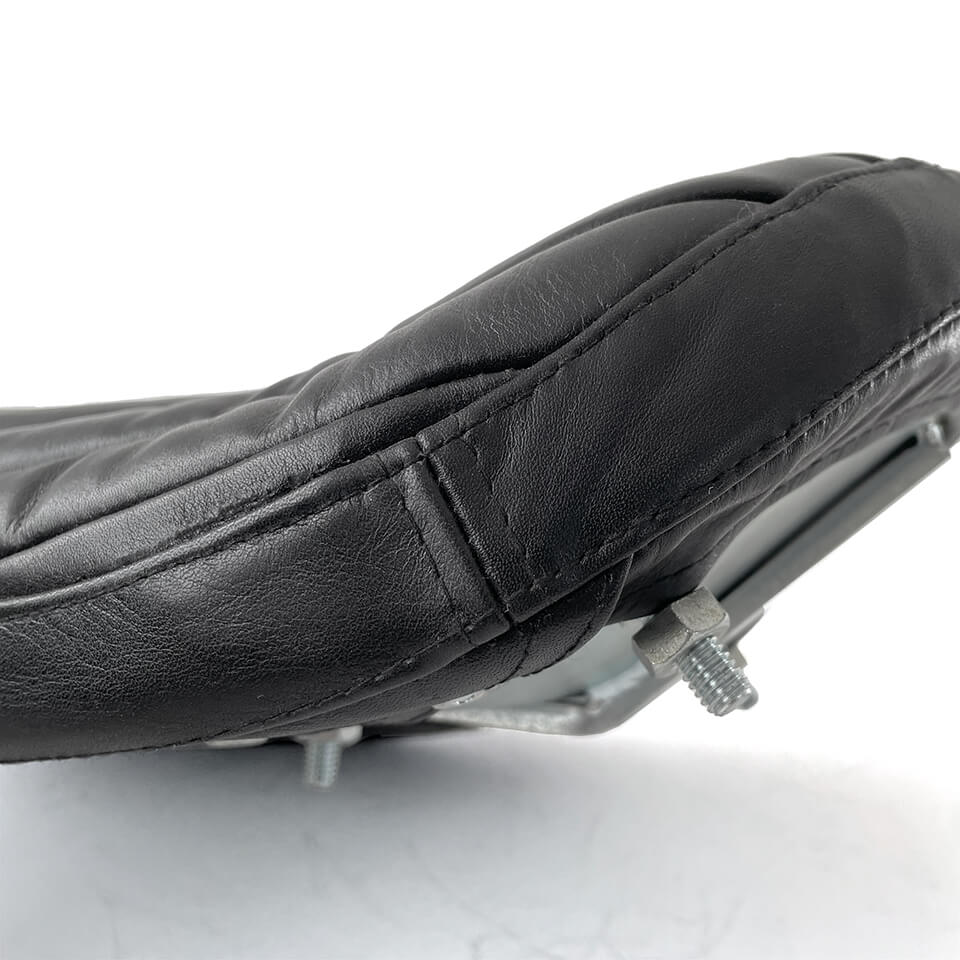 楽天市場】BTシート【ソロシート&ピリオンパッド】Solo Seat & Pillion