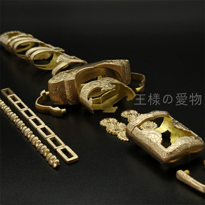 楽天市場】衛府の太刀金具 刀鍔 目貫 はばき 家紋の図 菊紋 切羽 目釘