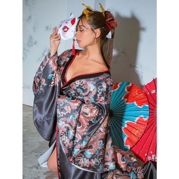 ドラゴンプリントフレアスリーブチュニック