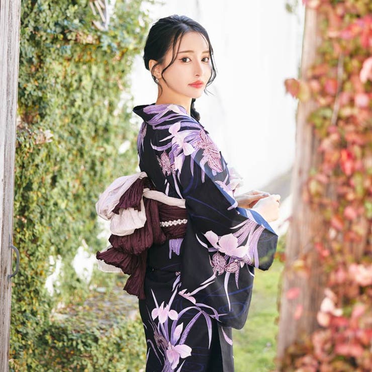 楽天市場】Dazzy [3点SET]流水紋 × 菖蒲柄 浴衣【2024年新作/YUKATA by