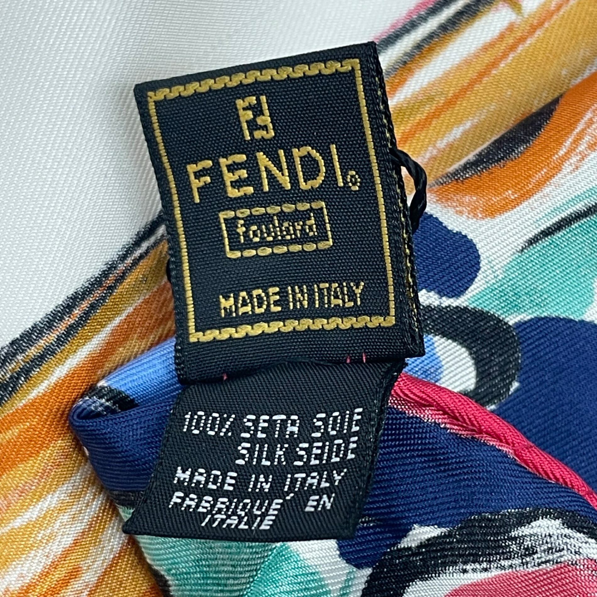 楽天市場】未使用品 FENDI フェンディ スカーフ 大判 シルク ロゴ 花柄
