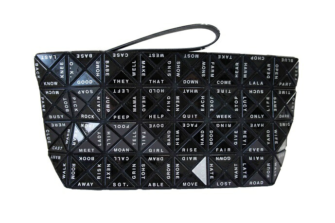 イッセイミヤケ(ISSEY MIYAKE) クラッチバッグ | 通販・人気ランキング