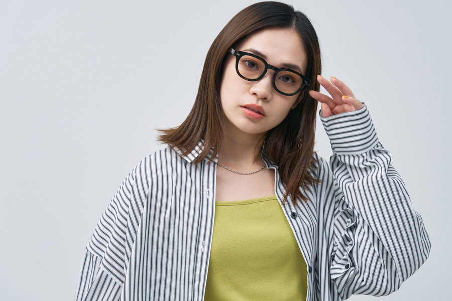 楽天市場】|ウェリントン型 サングラス（ブラウン） Zoff AOI IHARA