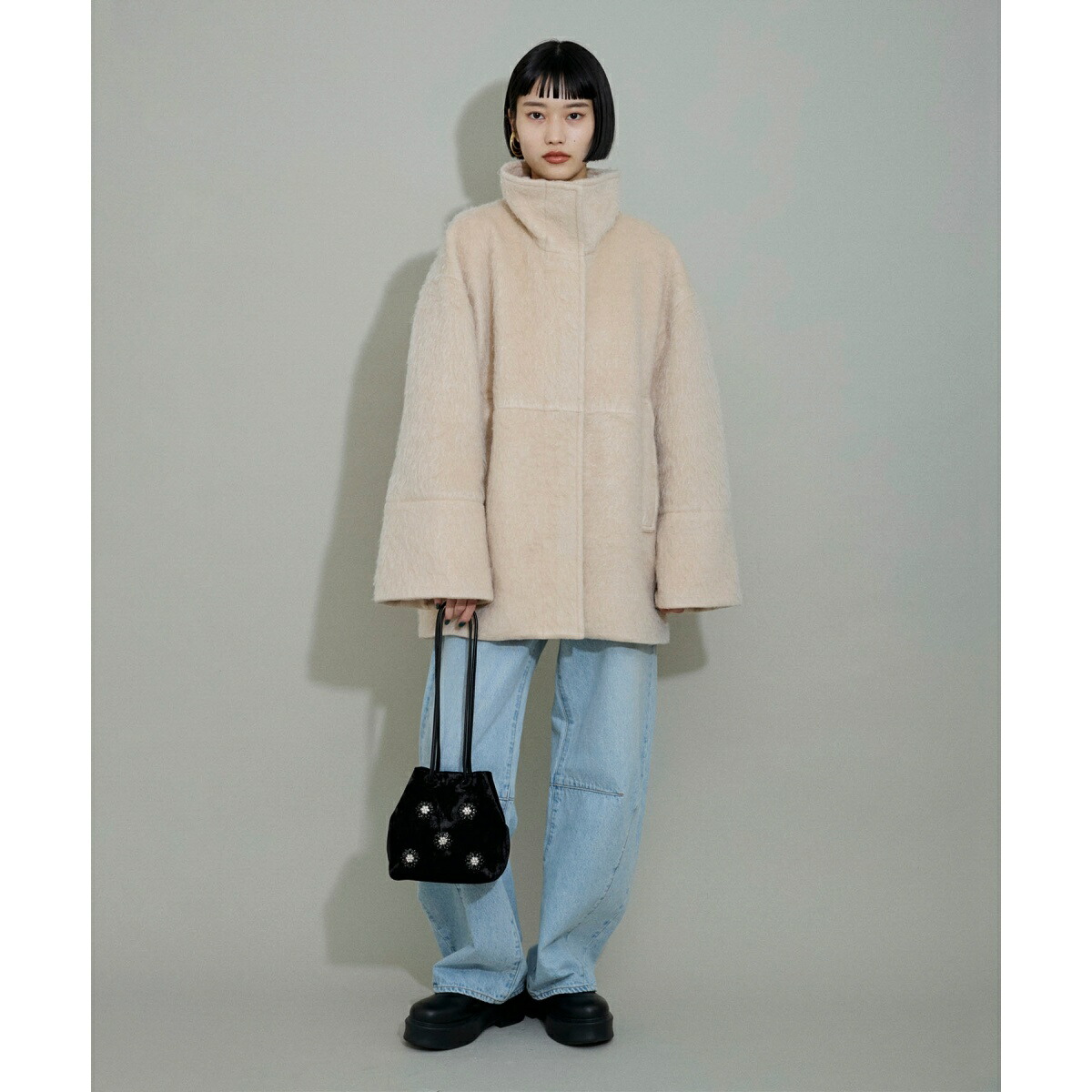 楽天市場】【WEB限定】スタンドカラーコクーンミドルコート