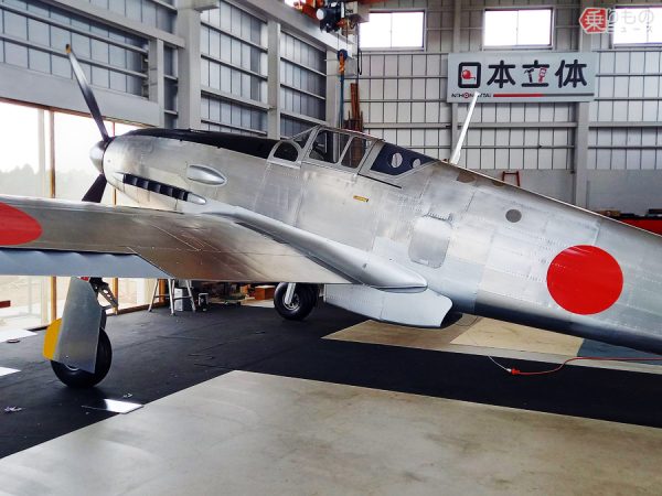 完成間近！ 蘇る三式戦闘機「飛燕」見てきた 戦争の“生き証人”あえて