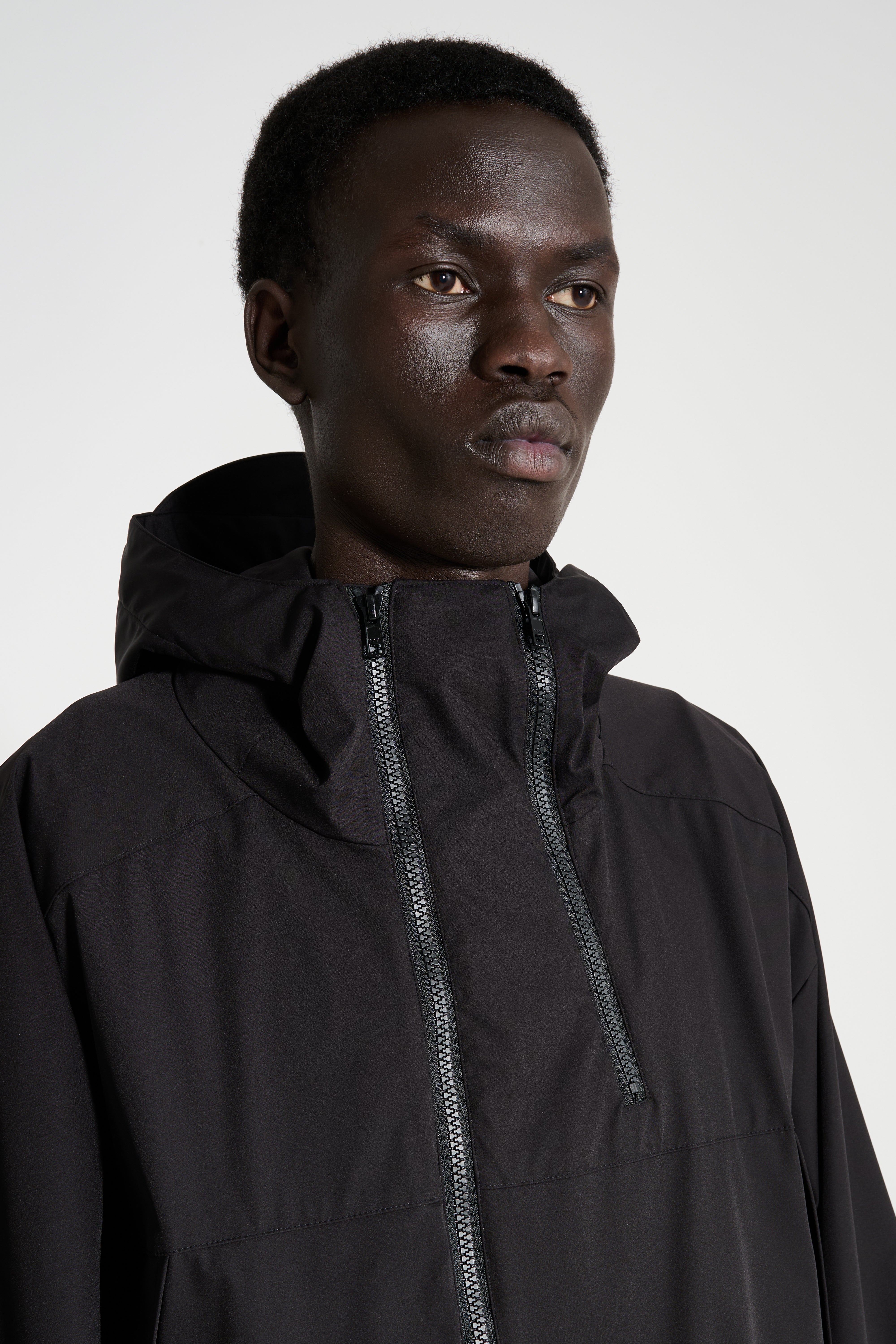 ssstein Weather Protection Hooded Jacket Black – Très Bien