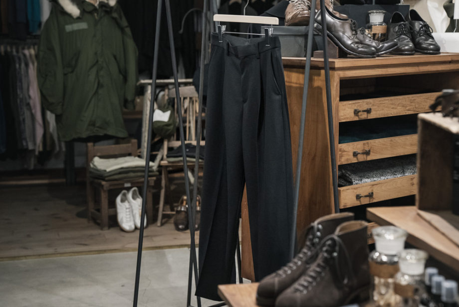 WIRROW -Wool Serge Wide Tapered Slacks- | twelve blog