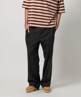 H＞ハイデンシティ トロピカルウール フレアスラックス