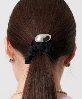 一部別注】＜LETICIA＞エッグ ナイロン シュシュ