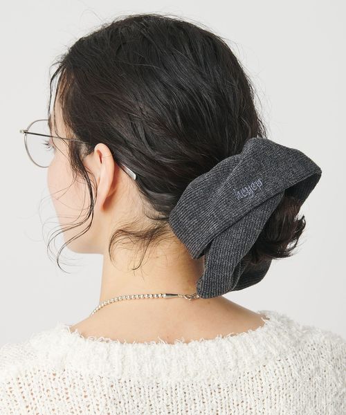 heyep＞ニット ロゴ シュシュ