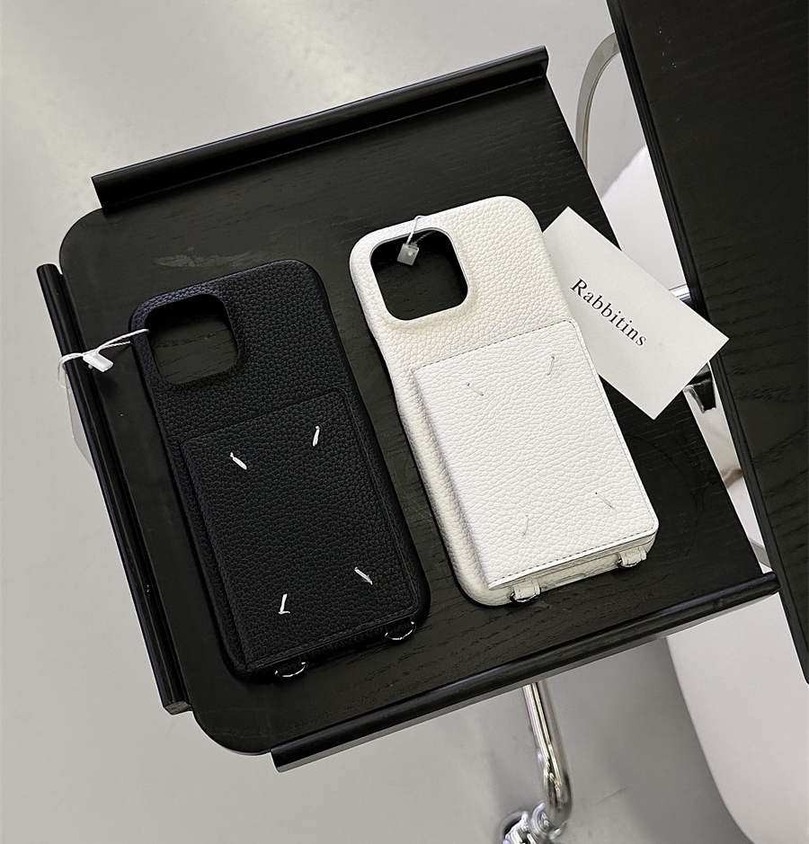 マルジェラ iPhone15 15Pro 15ProMaxケース ショルダーチェーン付き