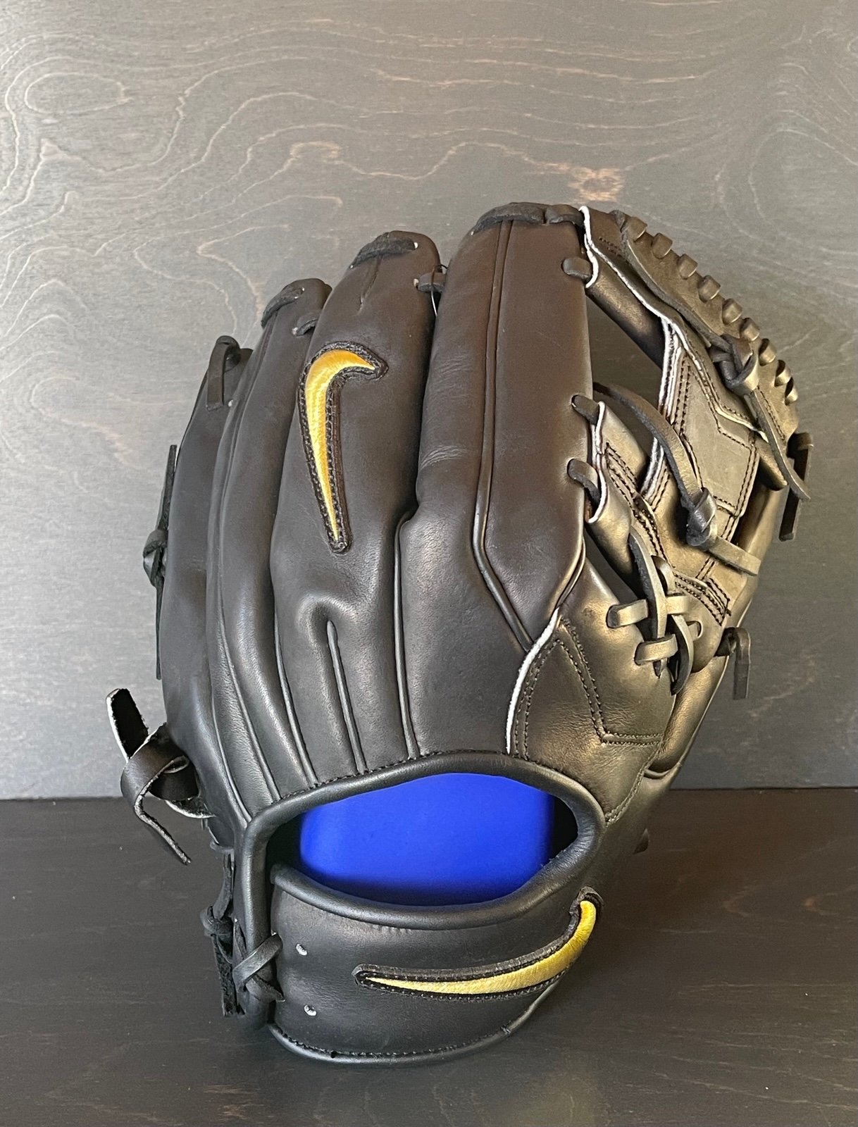 NIKE Alpha Elite FM 11.25