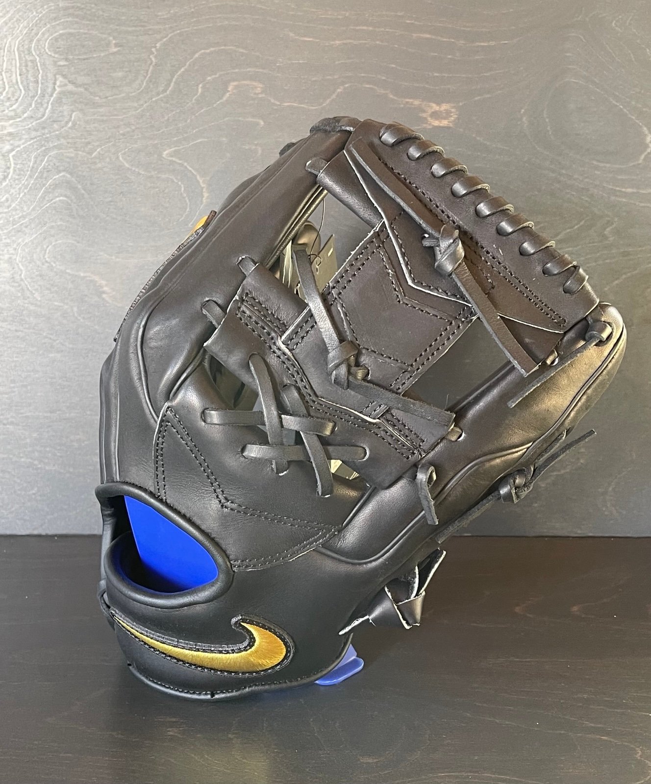 NIKE Alpha Elite FM 11.25