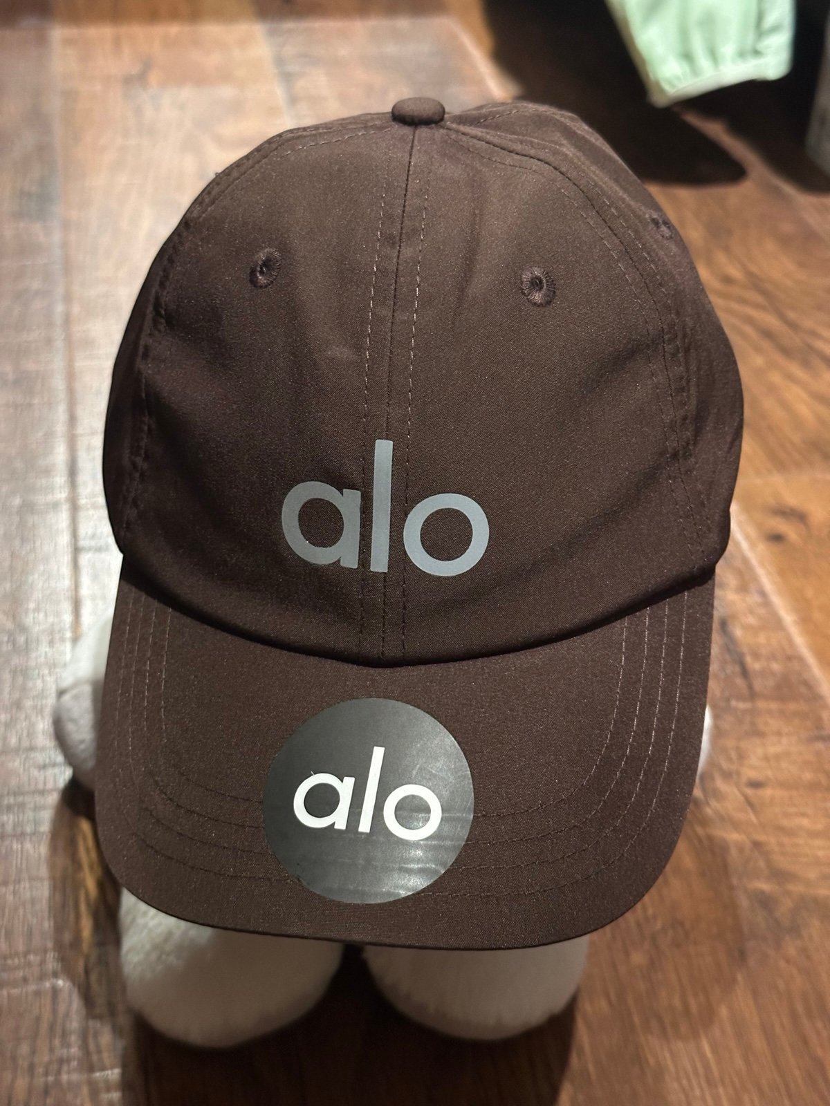 Alo yoga Performance Off-Duty Cap Espresso | Mercari