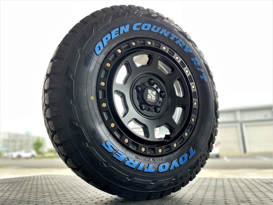 RAV4のアドベンチャーグレードをもっとアドベンチャー的にカスタム