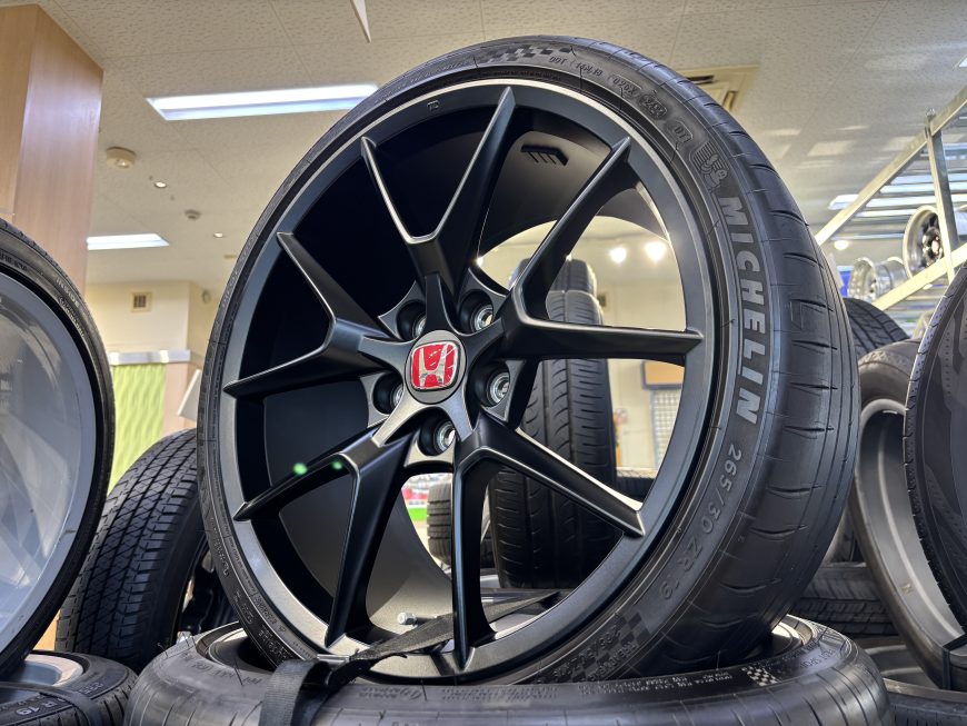 👆大宮バイパス店在庫情報👆FL5 シビックタイプR 純正 19インチセット