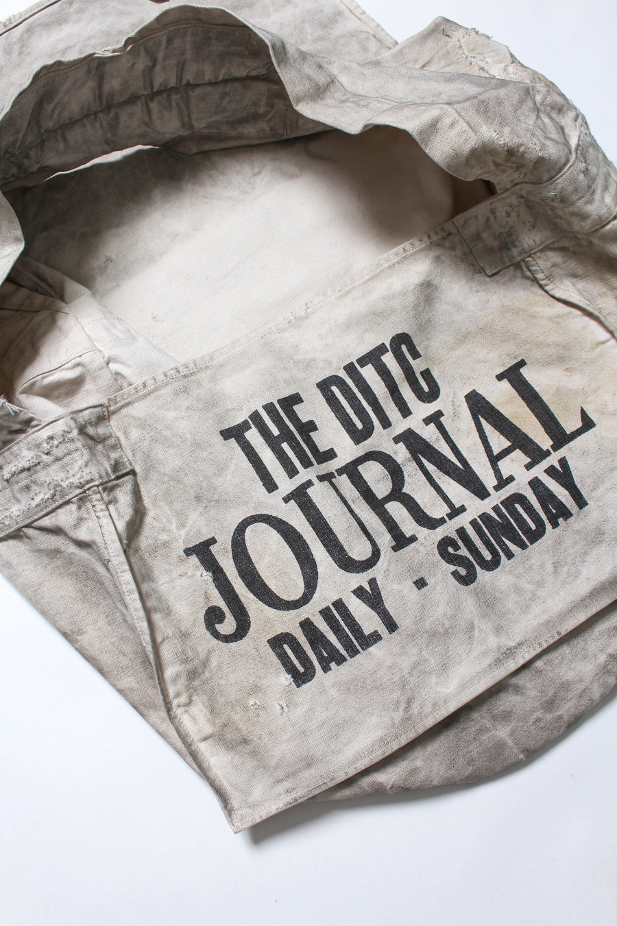 BOW WOW〉NEWSPAPER BAG｜UP NORTH ONLINE STORE
