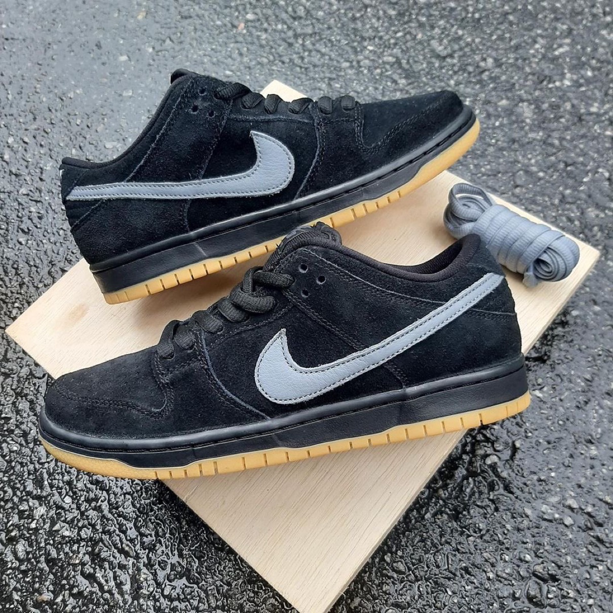 Nike SB Dunk Low Pro “Black Fog”が国内2月10日に発売予定 | UP TO DATE