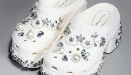 Simone Rocha × Crocs コラボフットウェアが国内4月10日より発売 | UP