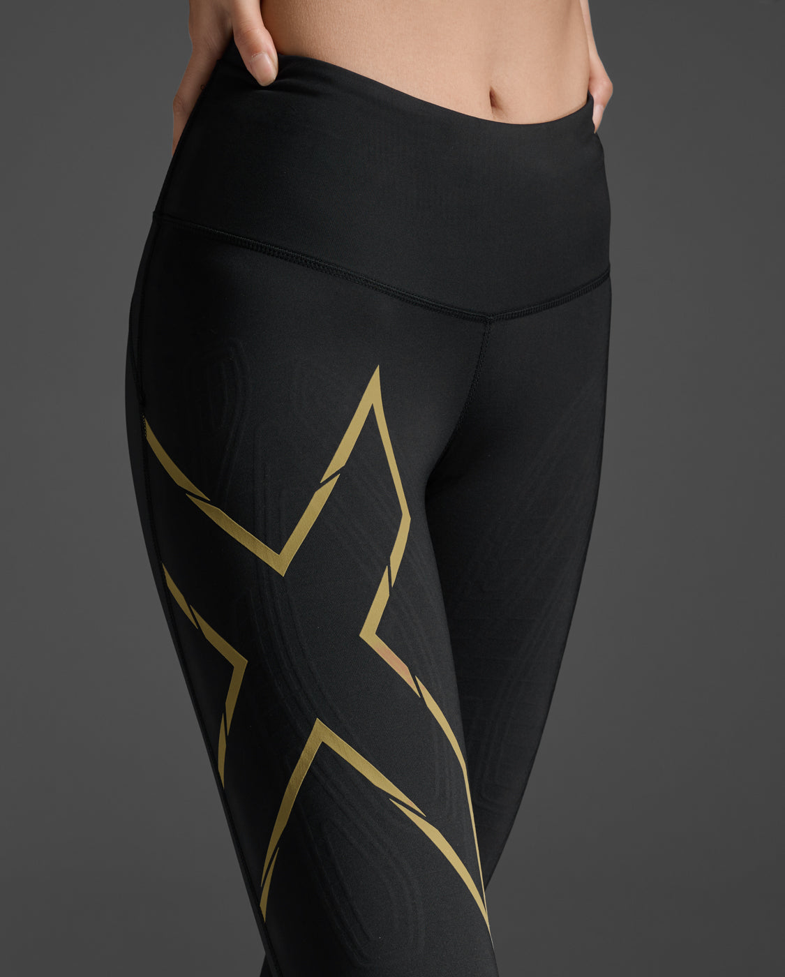 Women's Running Leggings | Light Speed | Black/Gold – 2XU US