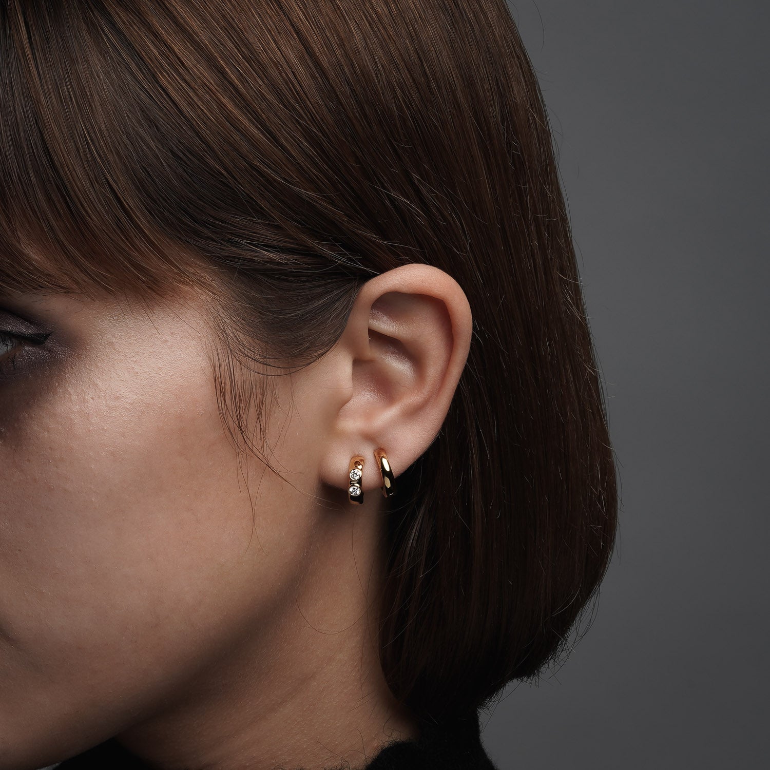 ゴールド フープ ピアス Mサイズ – VARTIX