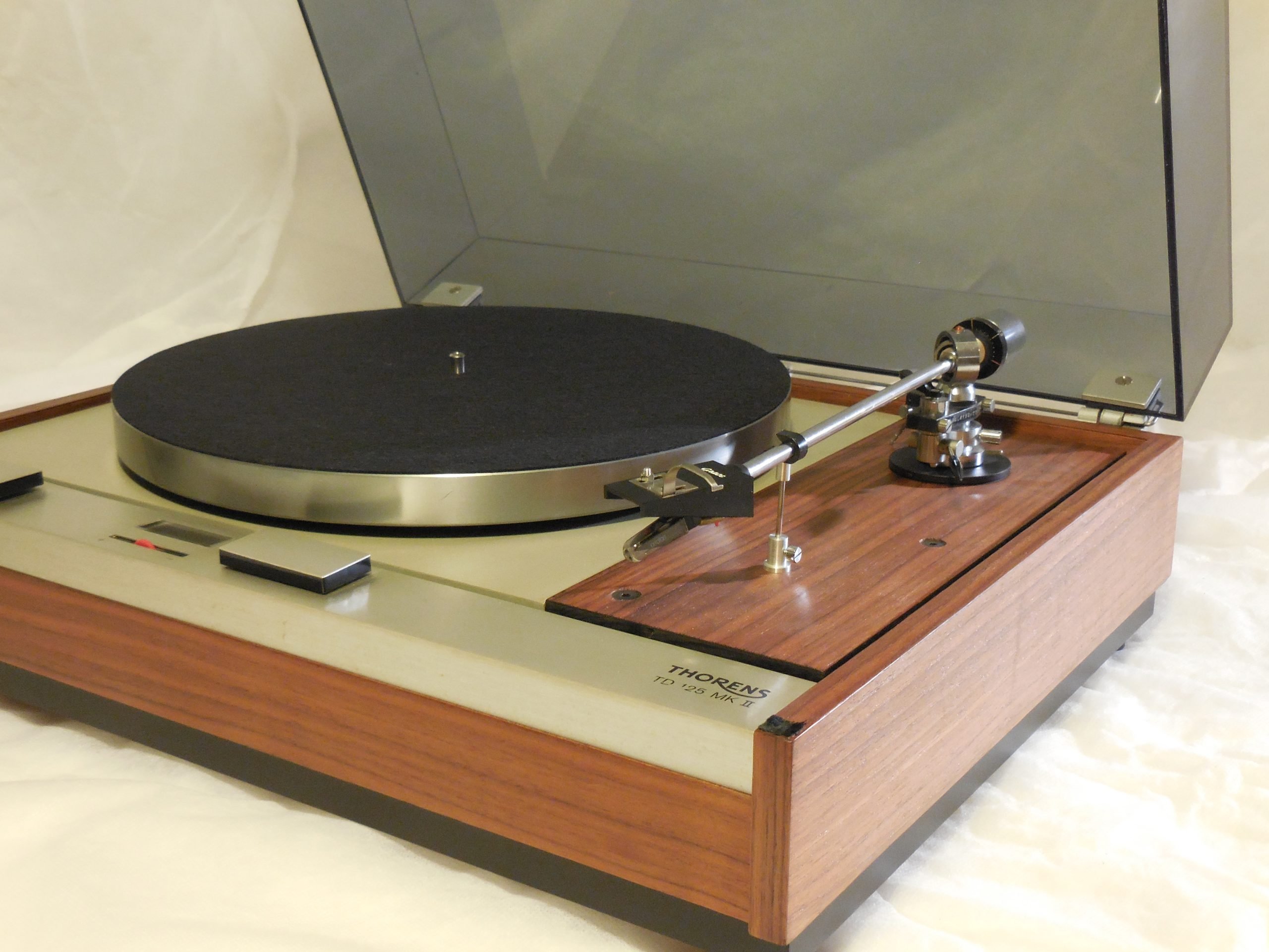 The Master: Thorens TD-125 MKii w/Grace 707 Arm - Vinyl Nirvana