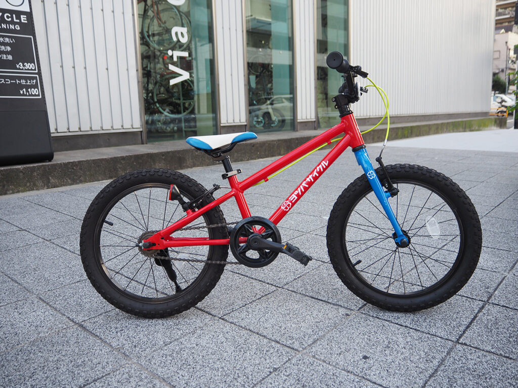 送料込み ヨツバサイクル 16インチ ヒーローレッド 子供自転車 キッズ