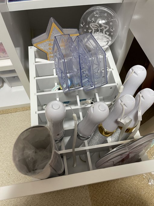 OSHITERU(オシテル) 推し活収納 グッズ収納 漫画収納 大容量 木製 [幅