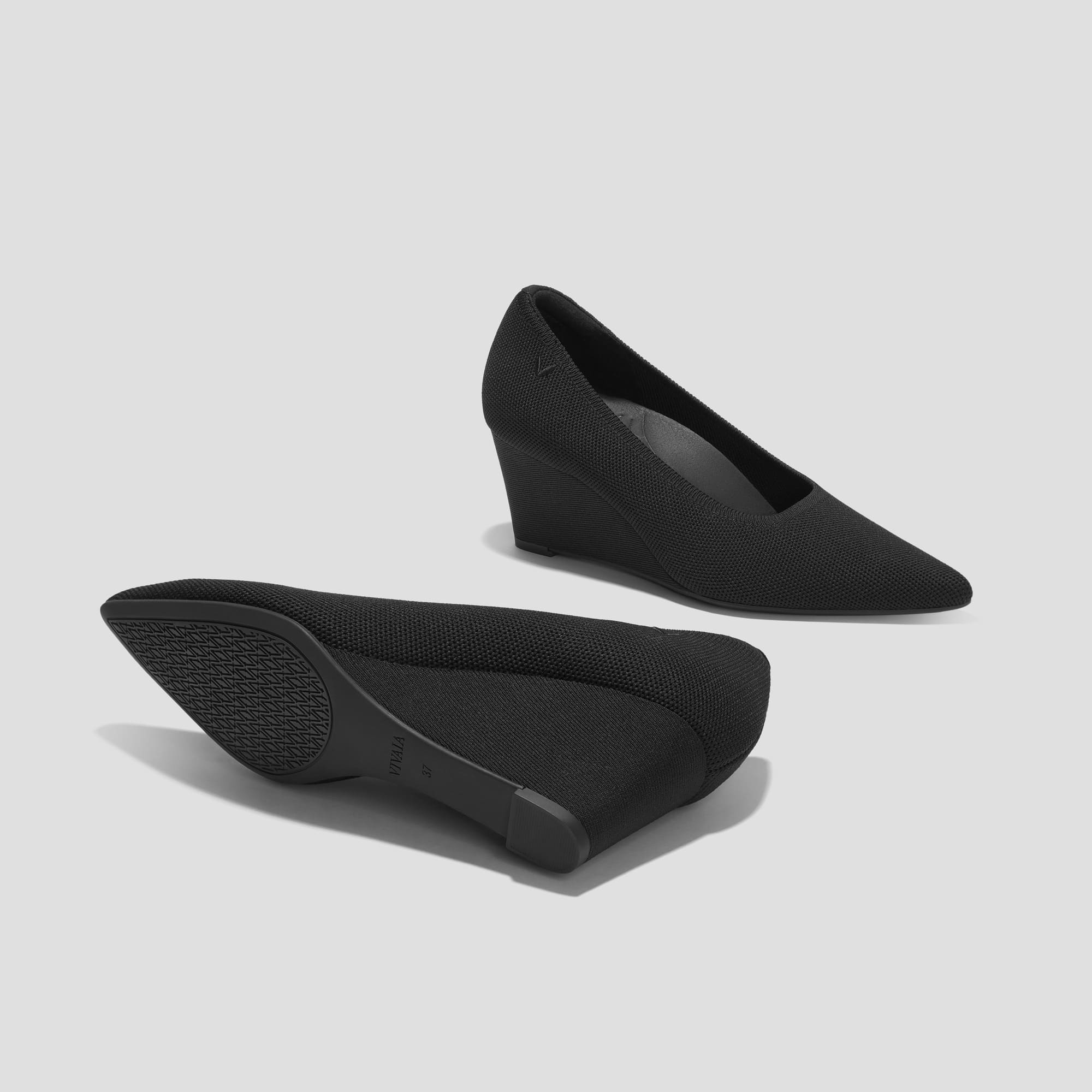 Deborah] ポインテッドトゥ ストレスフリー ウェッジヒール – VIVAIA JAPAN