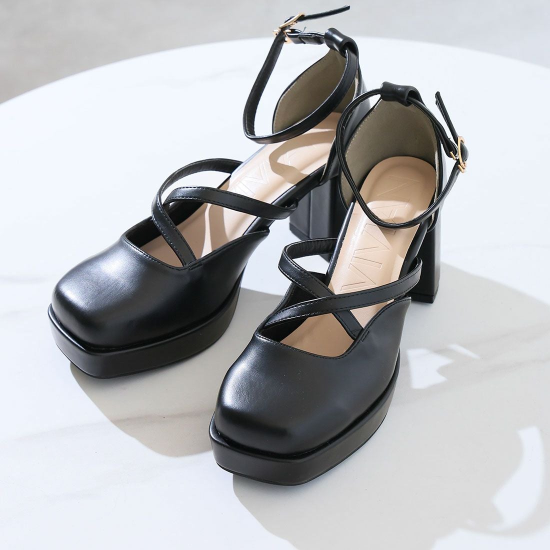 2026年春再販】【公式ストア/ZOZO限定】厚底プラットフォームクロス