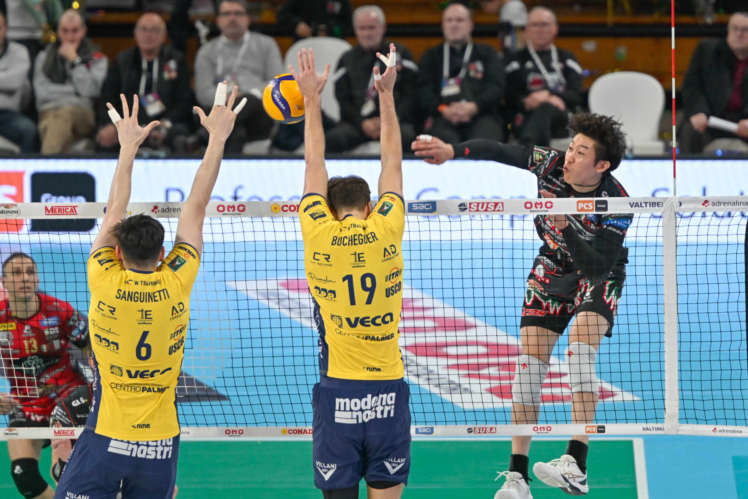 悔しい途中交代となるも先発出場でチーム3位タイの10得点を獲得した