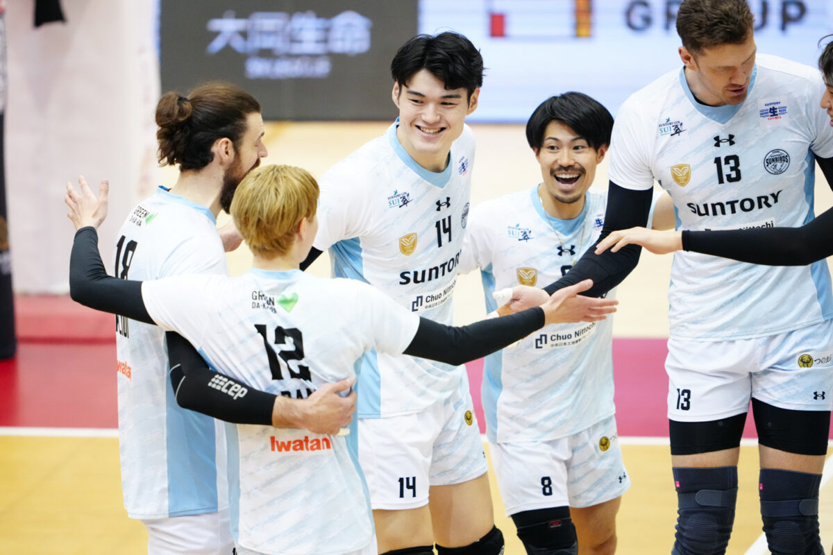 サントリーサンバーズ大阪が大阪府内のバレーボール団体をHGに招待