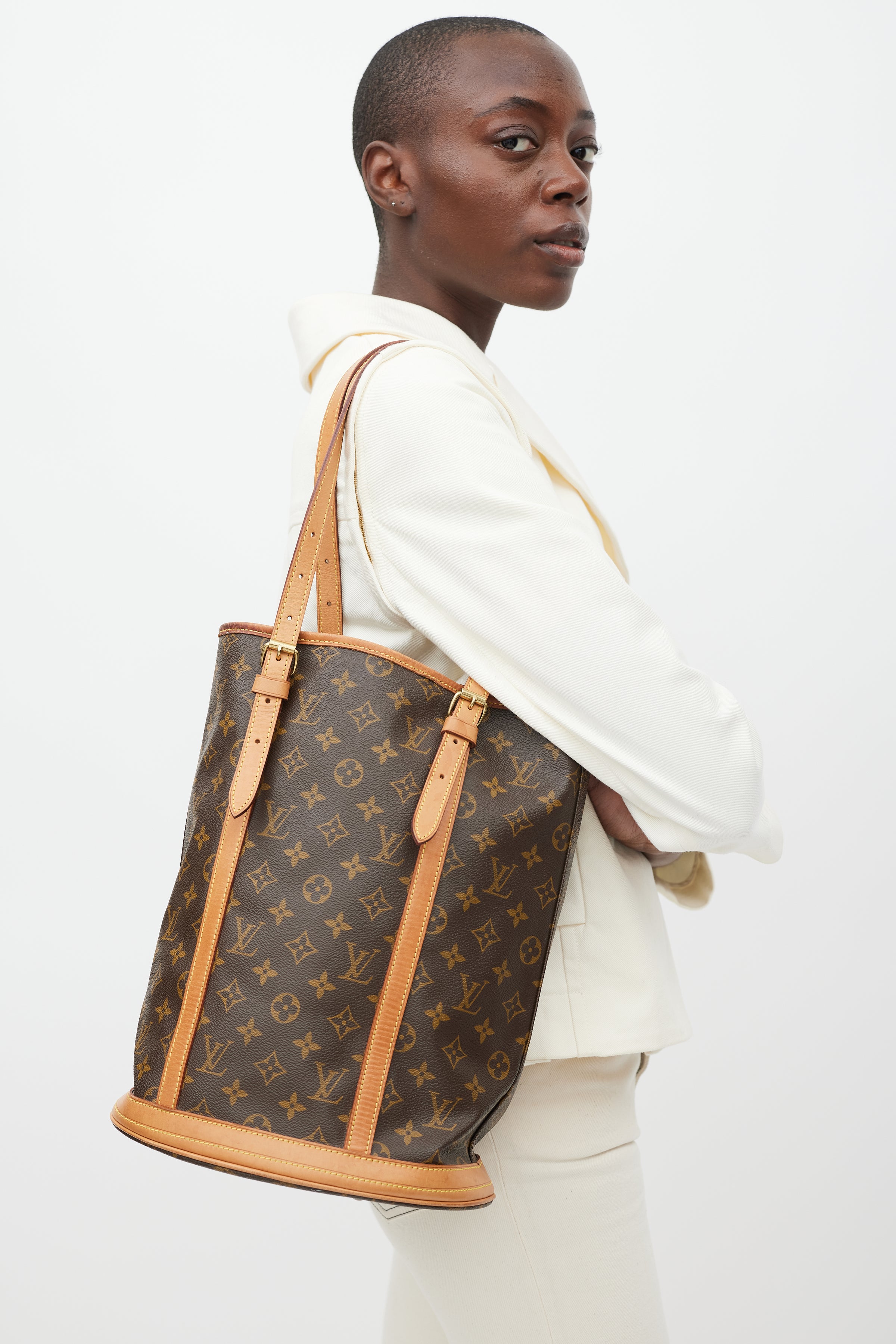 Louis Vuitton // 1998 Brown Monogram Bucket GM Bag – VSP Consignment