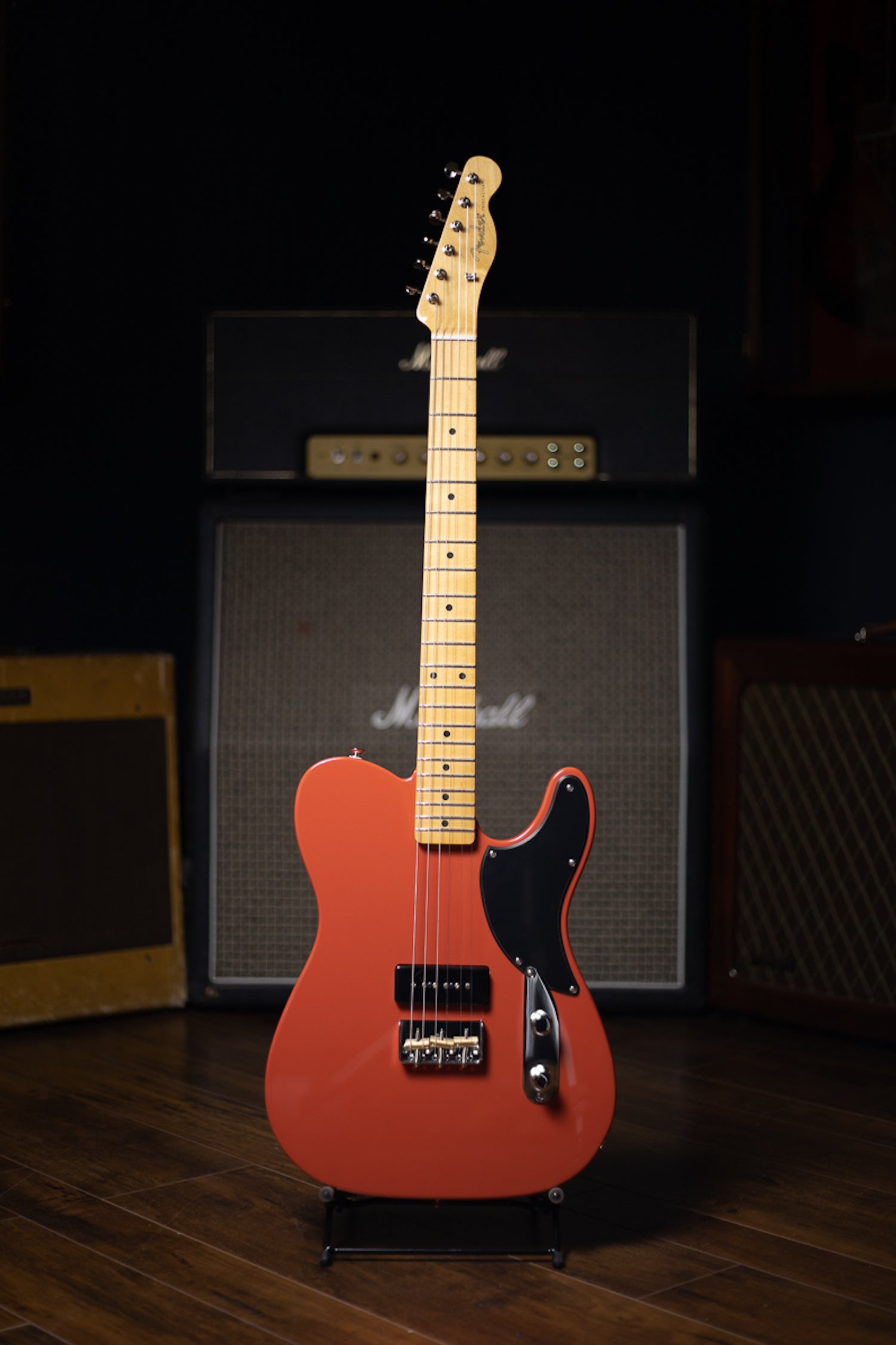 Fender Noventa Telecaster Electric Guitar - Fiesta Red – Walt