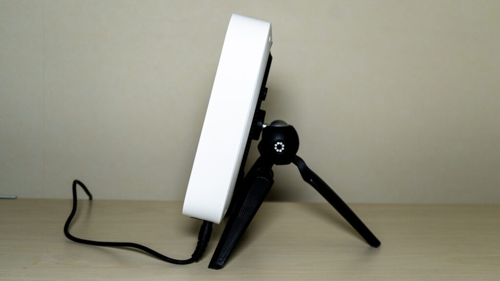 XGIMI Elfinレビュー：コスパ最高。天井投影もカンタンで自動台形補正